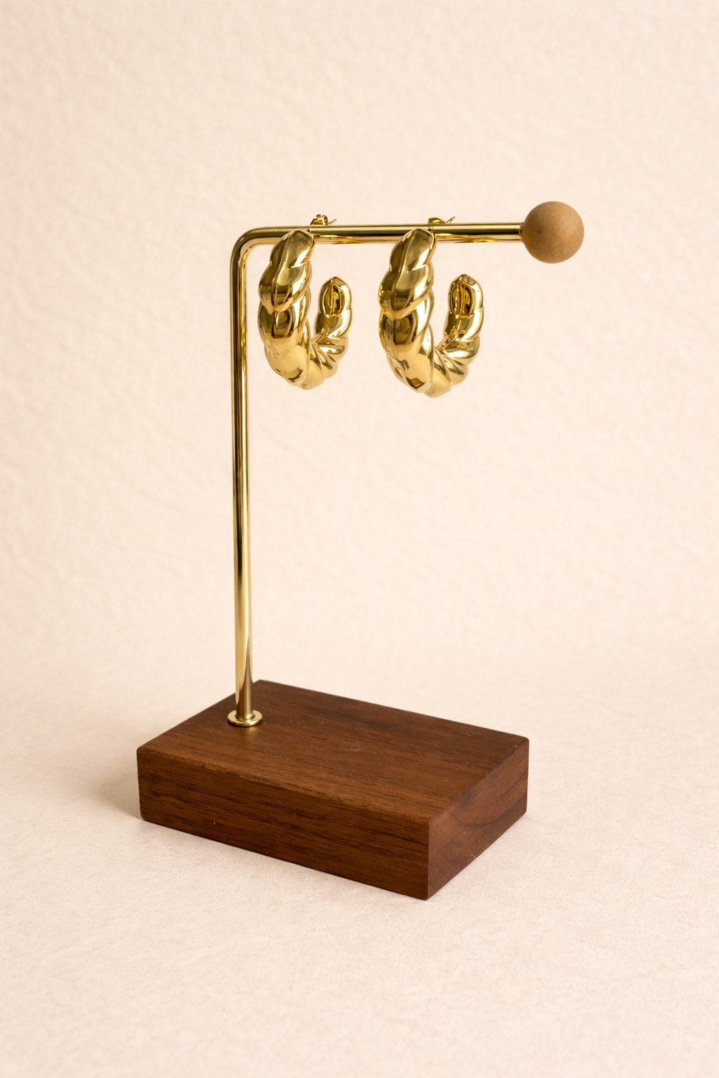 Boucles d’oreilles créoles torsadées dorées Sahoma, bijou femme épais finition brillante