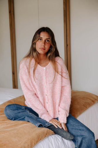 Gilet Lova rose chiné Sahoma en maille douce oversize avec boutons nacrés