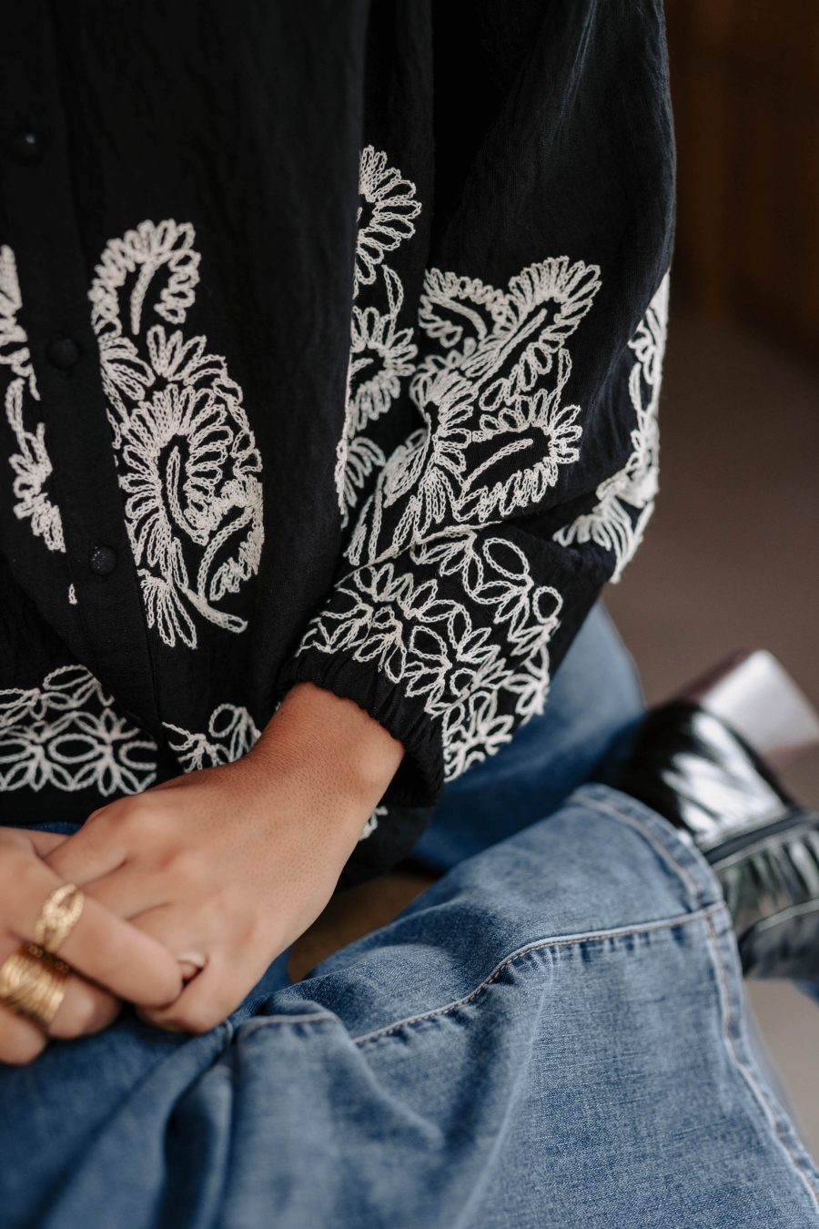 Blouse Nyssa noire Sahoma brodée
