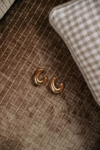 Boucles d'oreilles Théane dorées Sahoma créoles épaisses