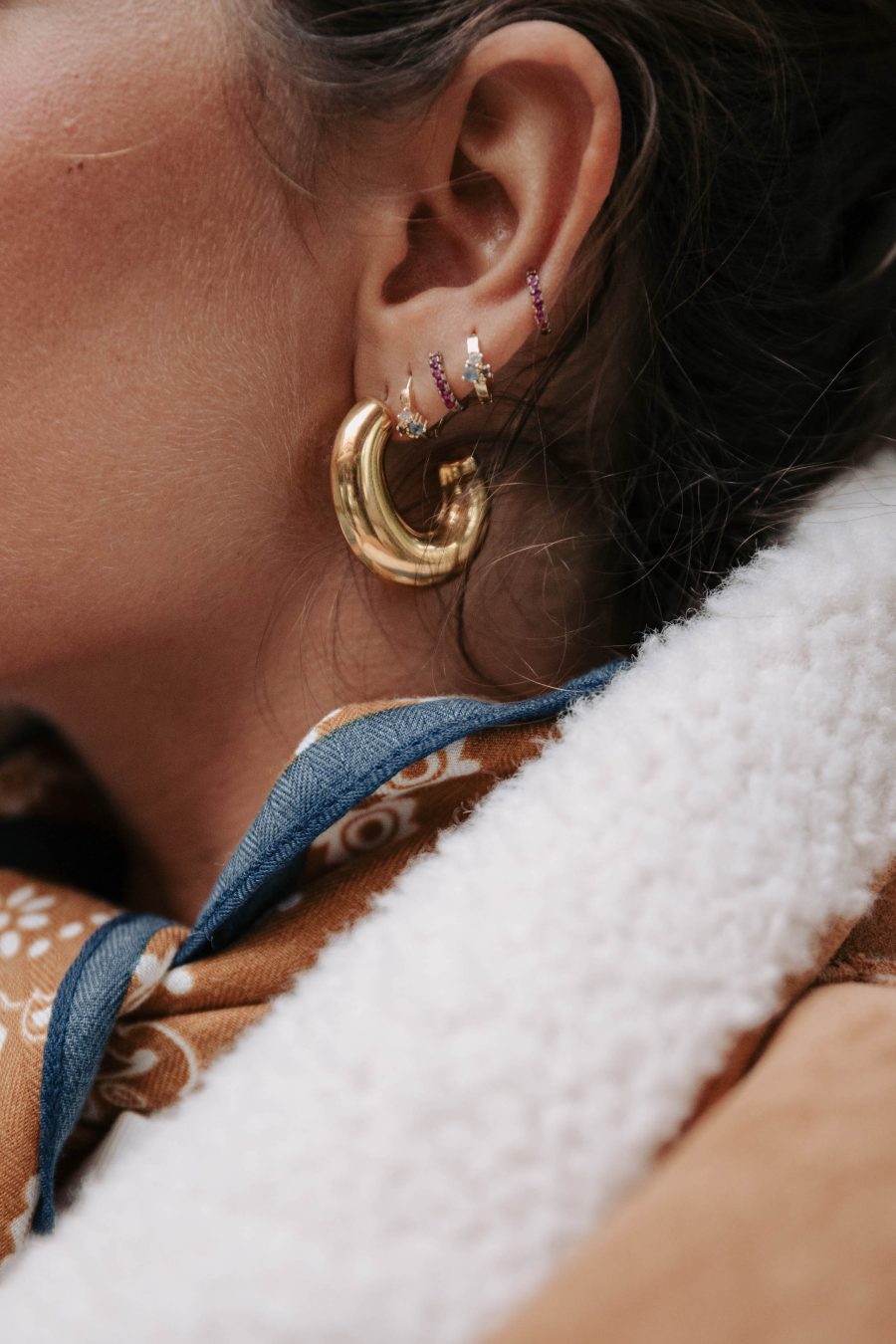 Boucles d'oreilles Théane dorées Sahoma créoles épaisses