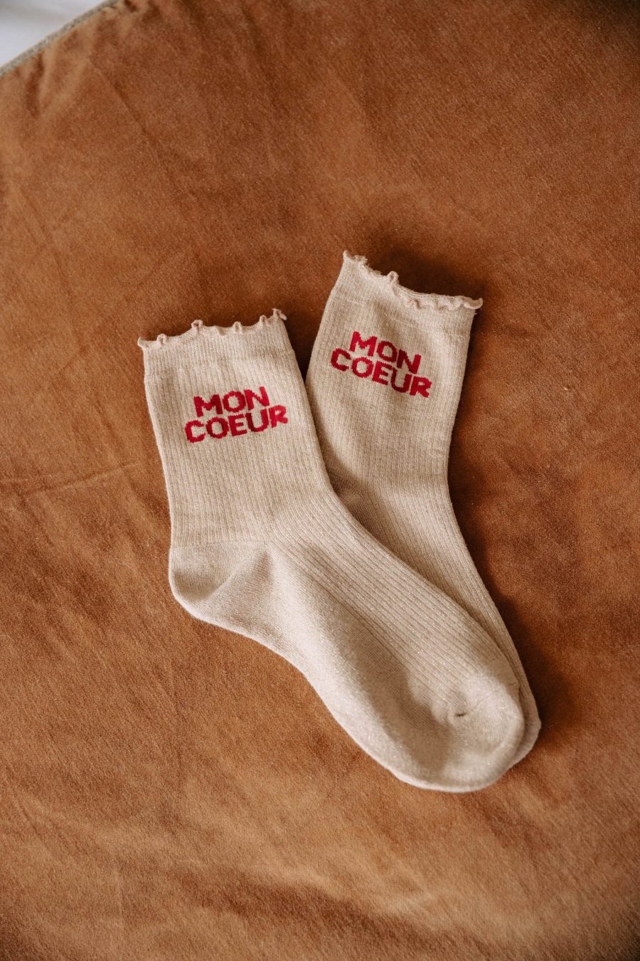 Chaussettes message Mon Coeur beiges Sahoma en maille paillettée douce et fine