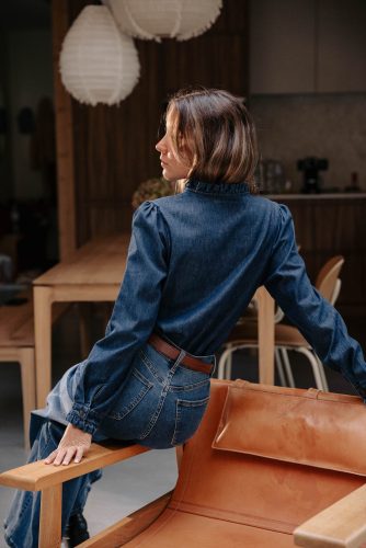 Chemise en jean Henriette bleue Sahoma fluide à col en volants