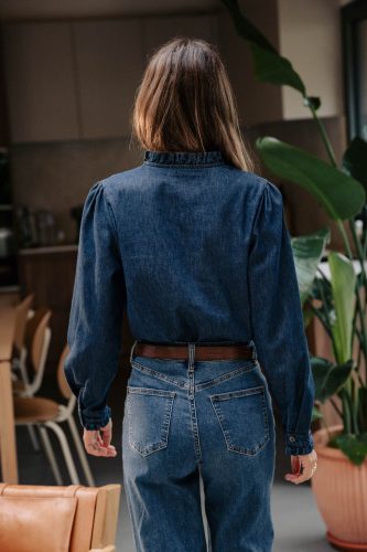 Chemise en jean Henriette bleue Sahoma fluide à col en volants