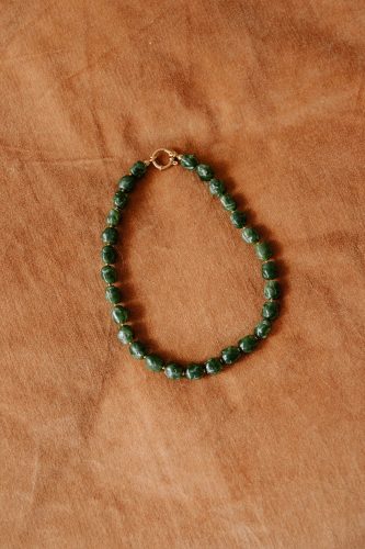 Collier Milean vert Sahoma, perles rondes effet martelé