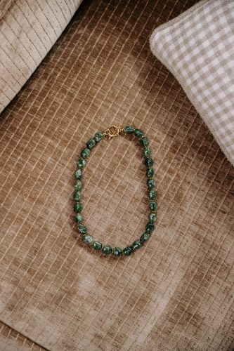 Collier Milean vert Sahoma, perles rondes effet martelé