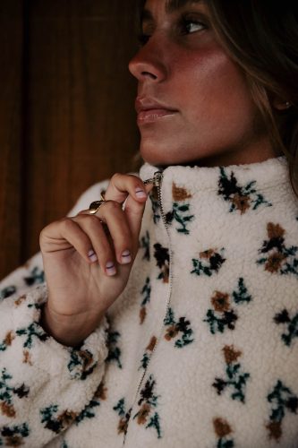 Gilet Lazlo écru imprimé fleuri Sahoma en sherpa oversize