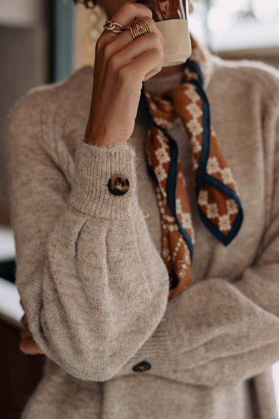 Robe pull Aéris beige Sahoma avec manches longues et maille chaude