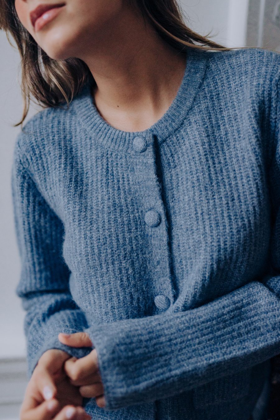 Gilet femme Virginio Sahoma bleu en maille épaisse et poches plaquées