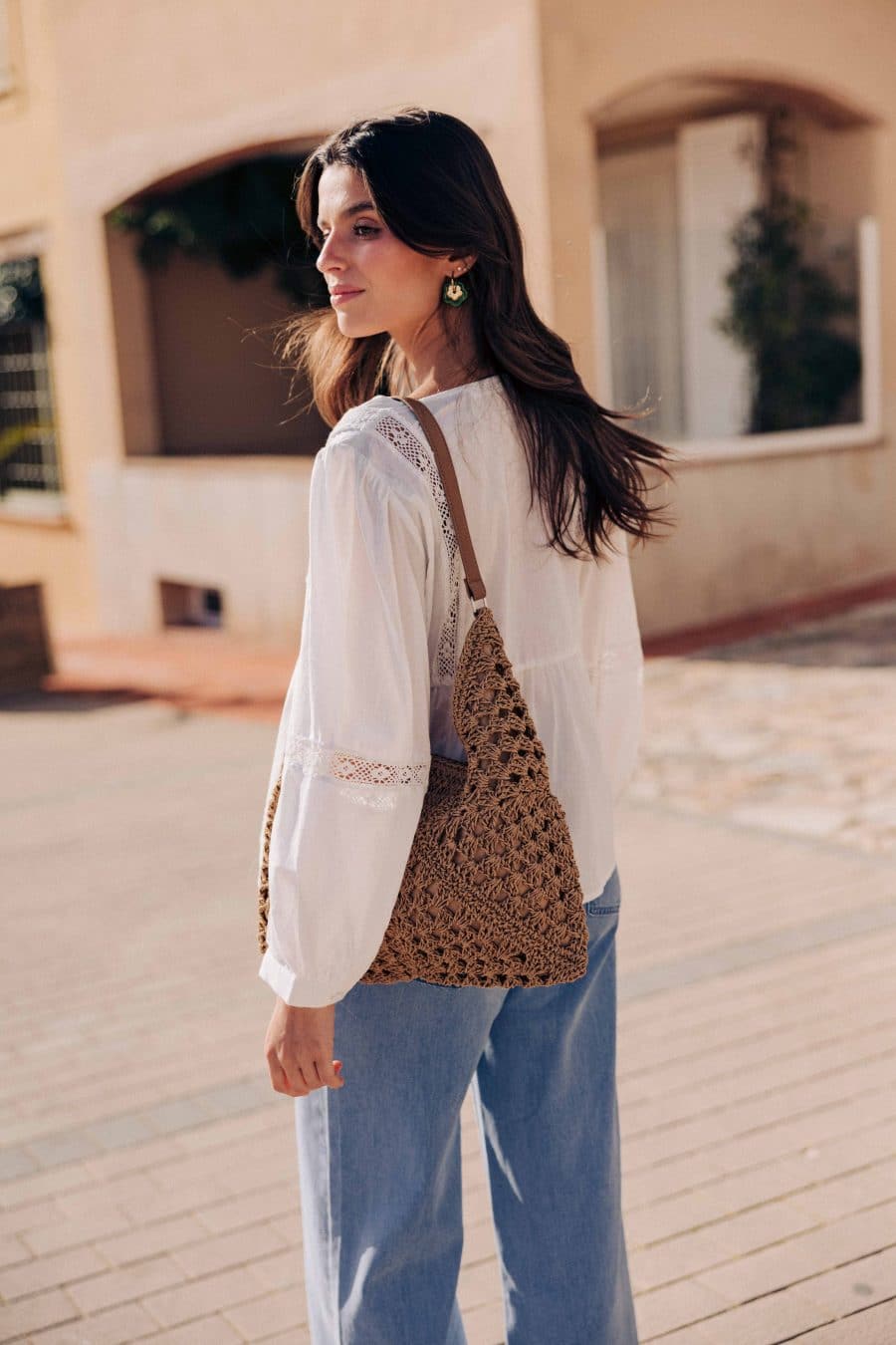 Blouse Gaïa Sahoma blanche unie, coupe ample, col V et manches longues