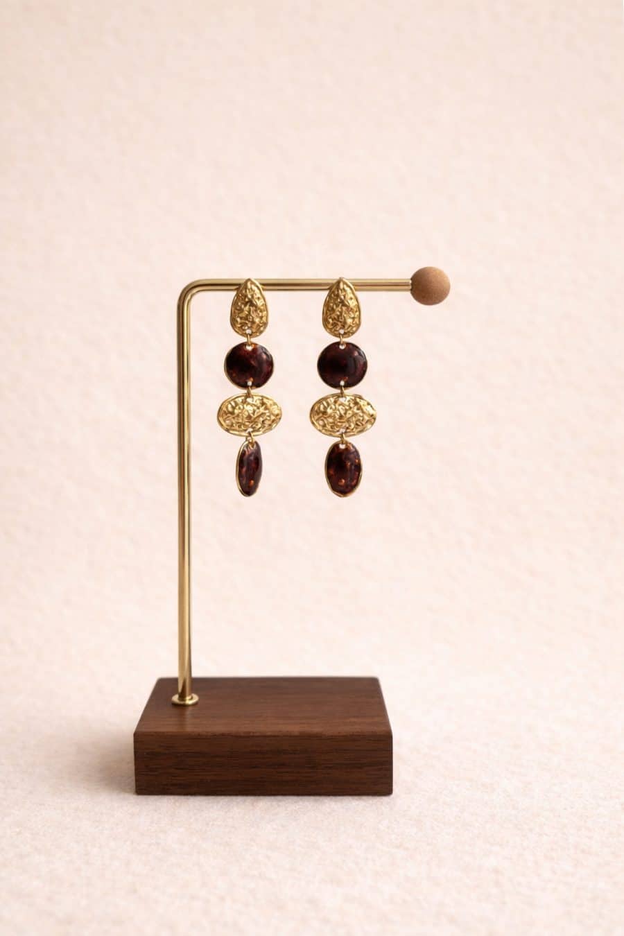 Boucles d’oreilles Lunaria ambre et doré, pendantes effet pierre