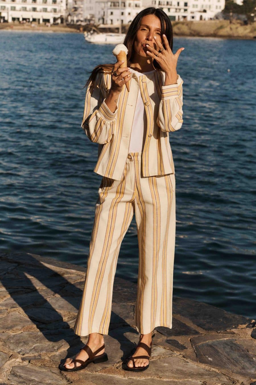 Pantalon 7/8 ème Auralie rayé jaune, taille haute et coupe droite - Sahoma