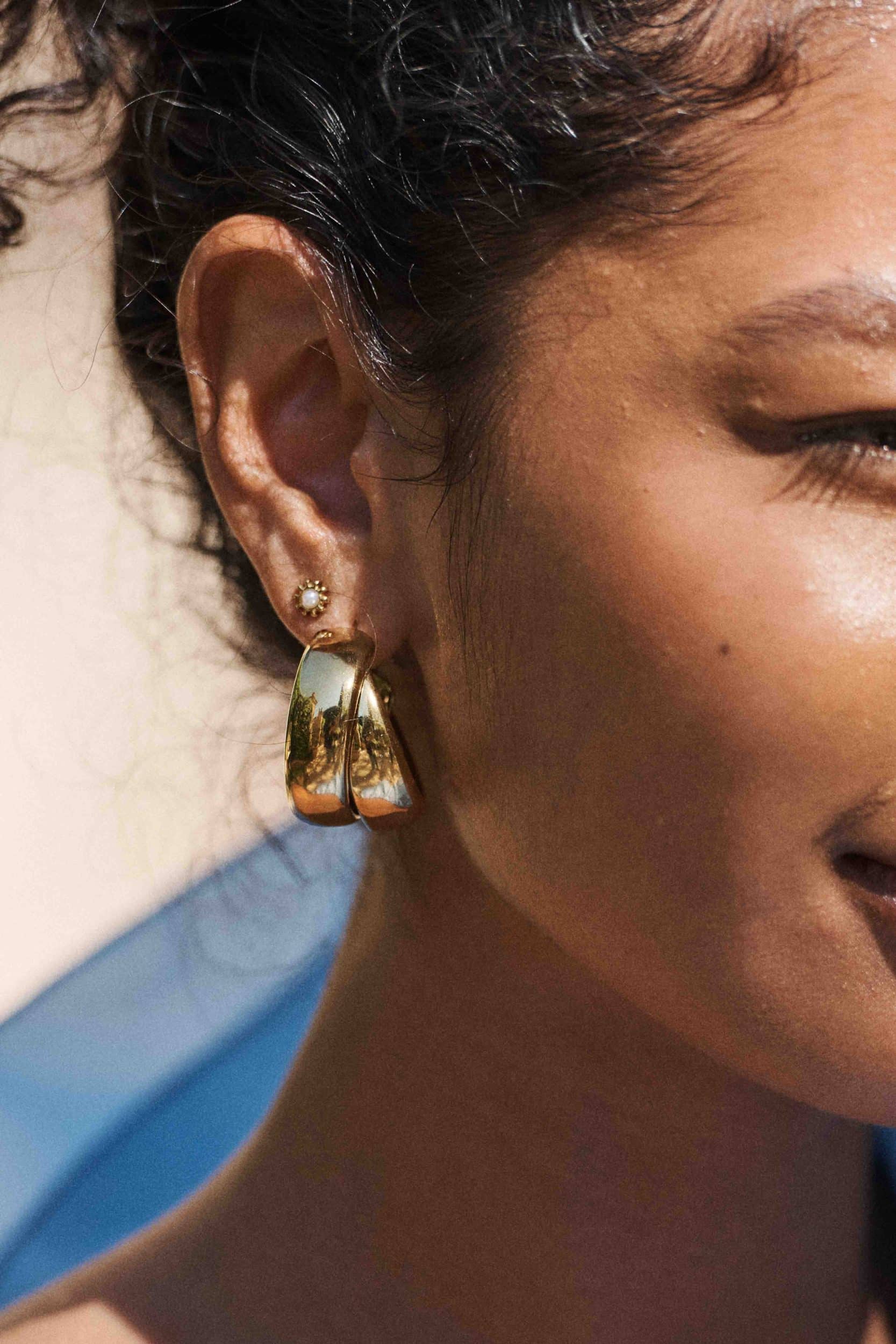 Boucles d’oreilles créoles Ludi dorées Sahoma design épais - double anneaux entrelacés