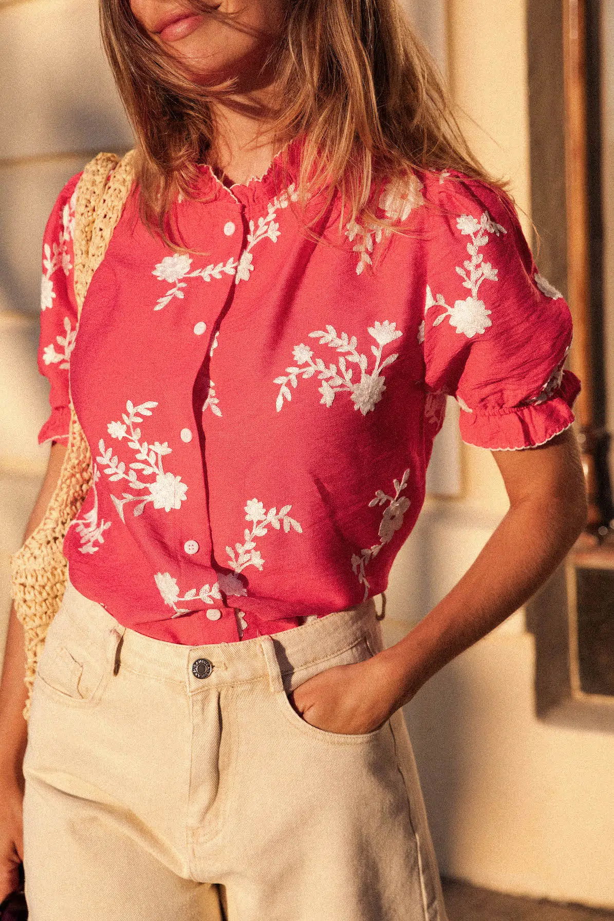 chemise-primavera-rose-sahoma-00001 Femme Chemise manches courtes brodée fond rose et blanc