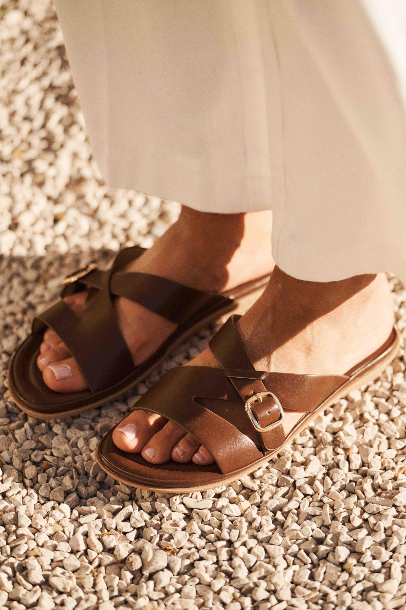 sandales-jayanne-marrons-sahoma-2