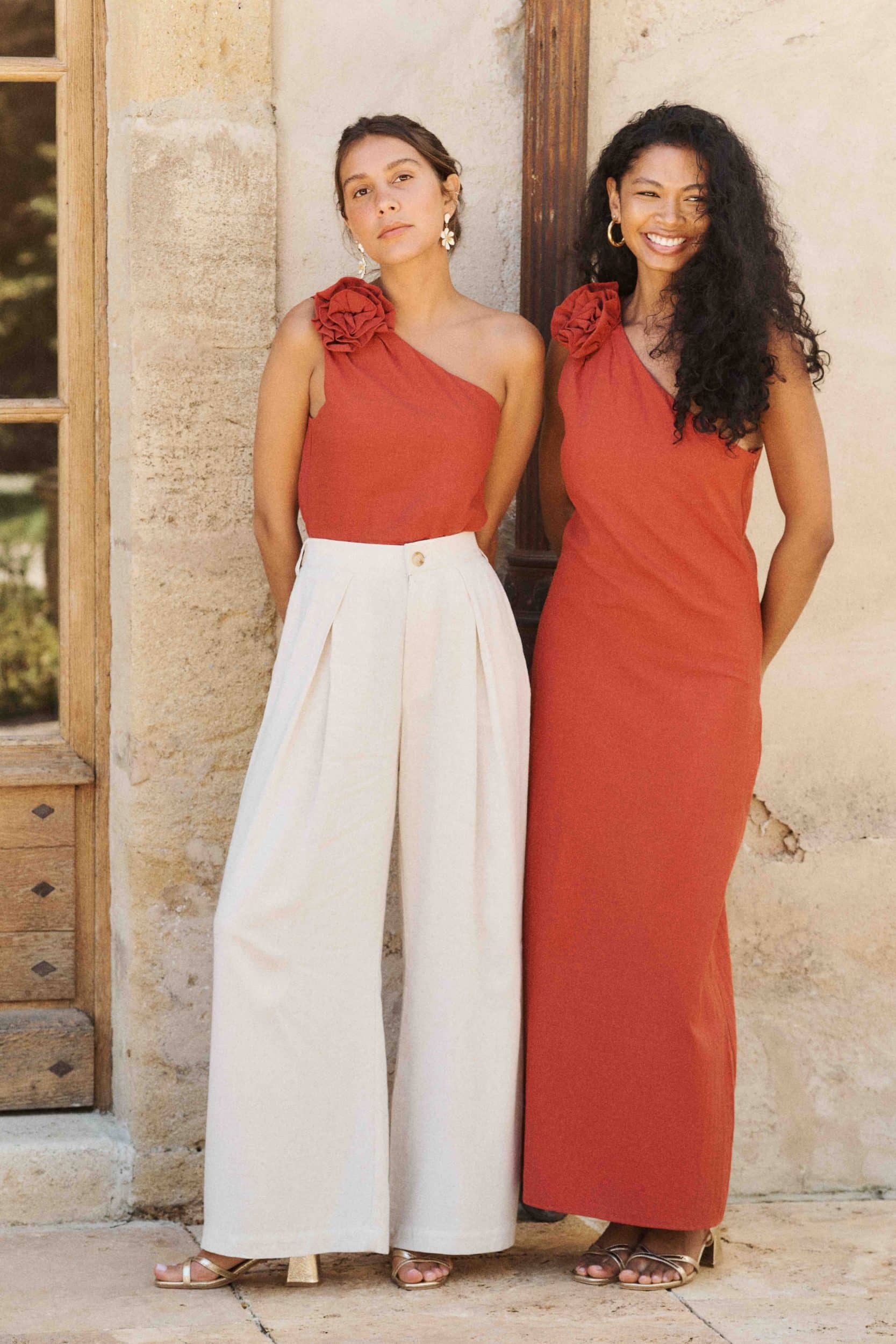 top-calya-terracotta-sahoma-00007 Top asymétrique Calya terracotta -une bretelle avec fleur en relief - Sahoma