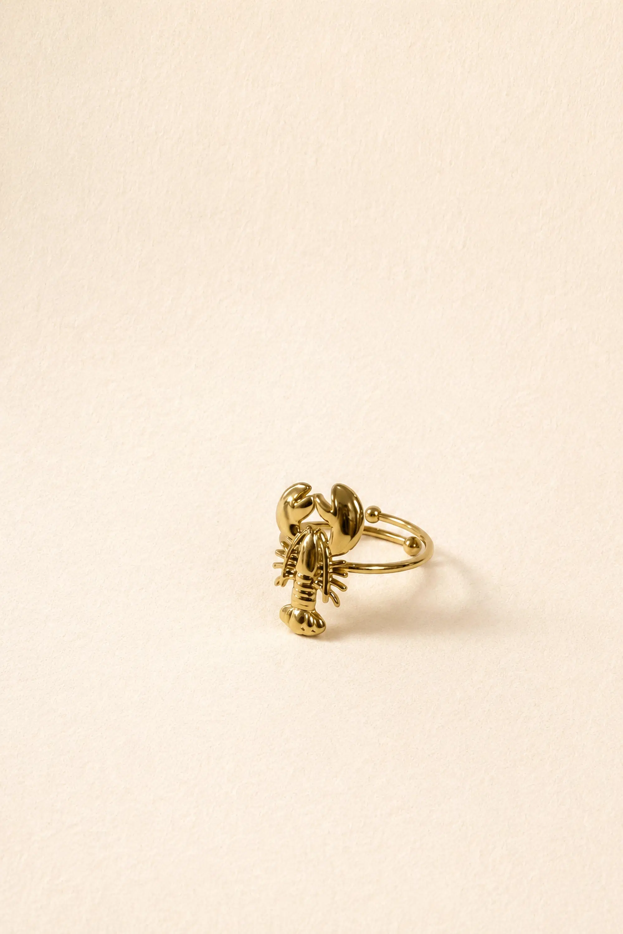 bague-homard-doree-packshot-sahoma-00001