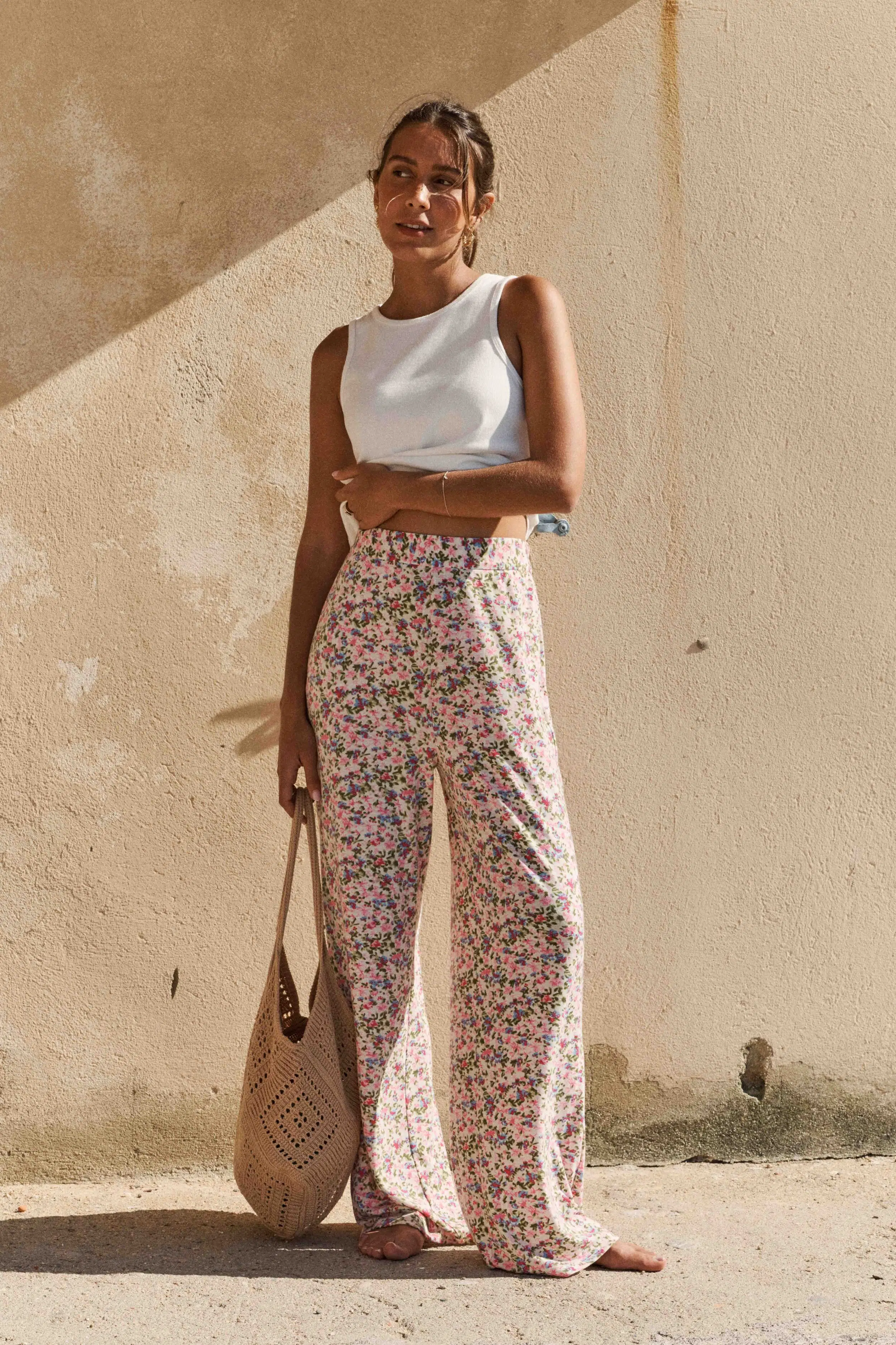 pantalon-flores-fleuri-sahoma-00002 Pantalon femme fluide - imprimé fleuri rose