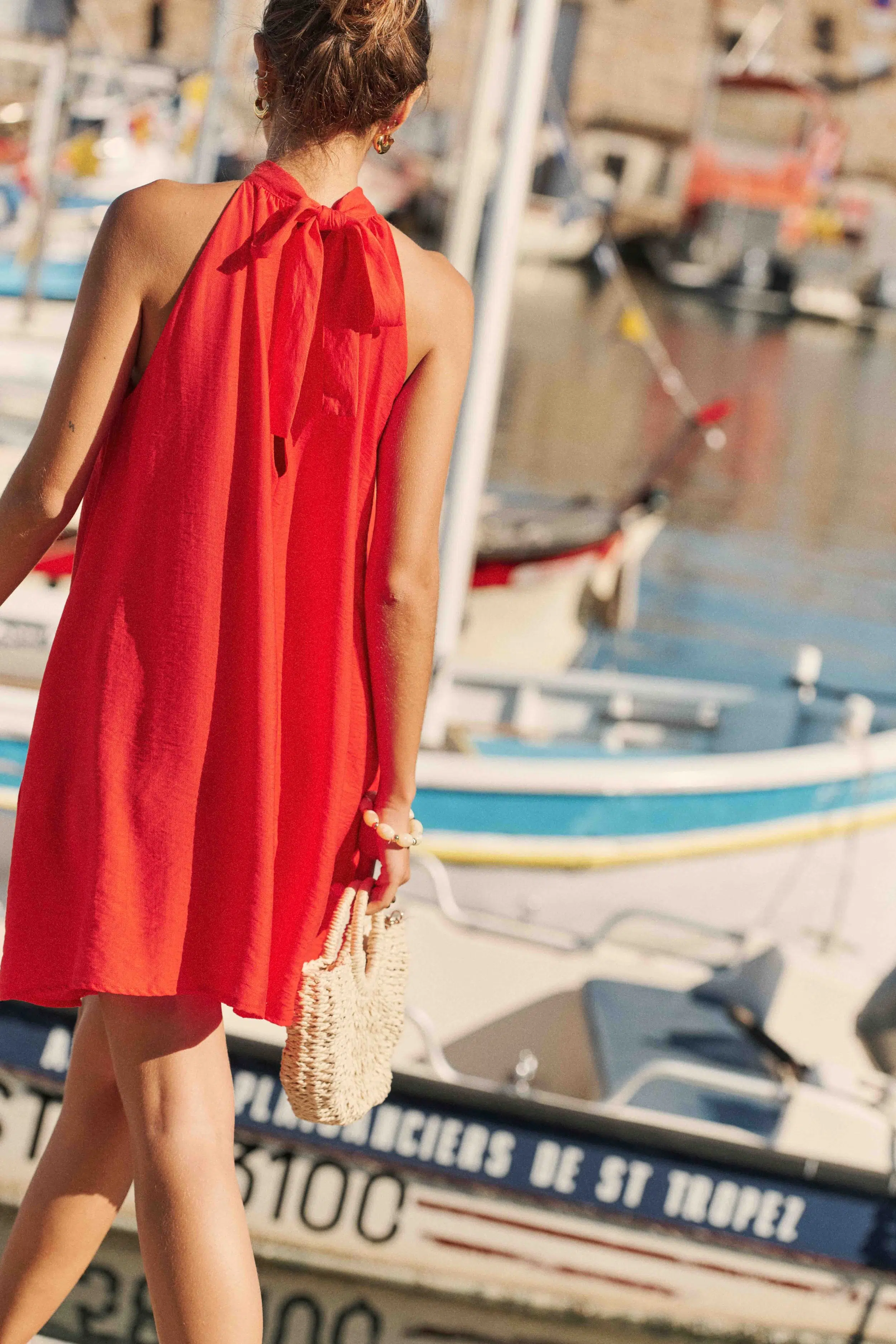 robe-salina-corail-sahoma-00006 Robe courte ample rouge corail - col américain - sans manches