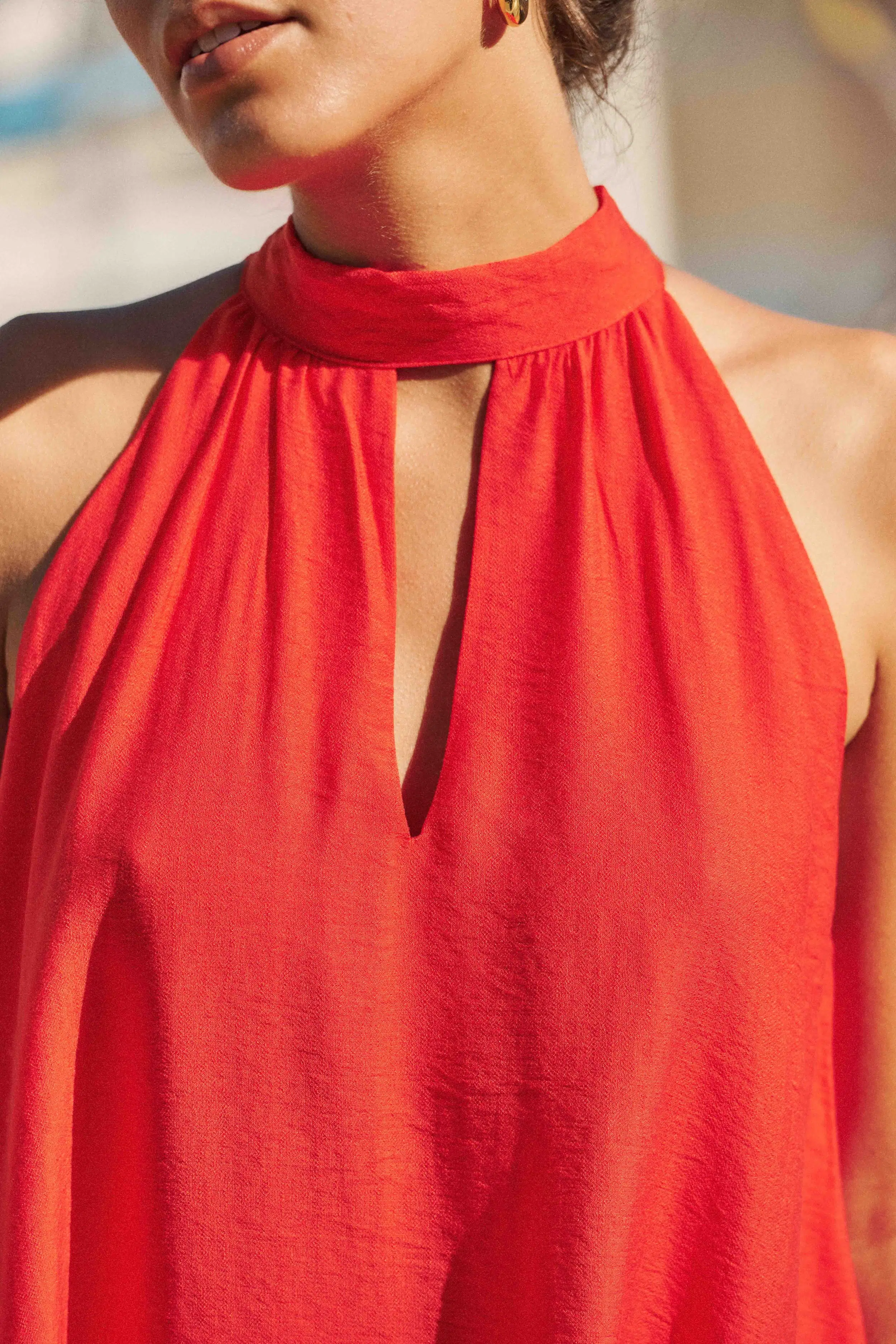 robe-salina-corail-sahoma-00007 Robe courte ample rouge corail - col américain - sans manches