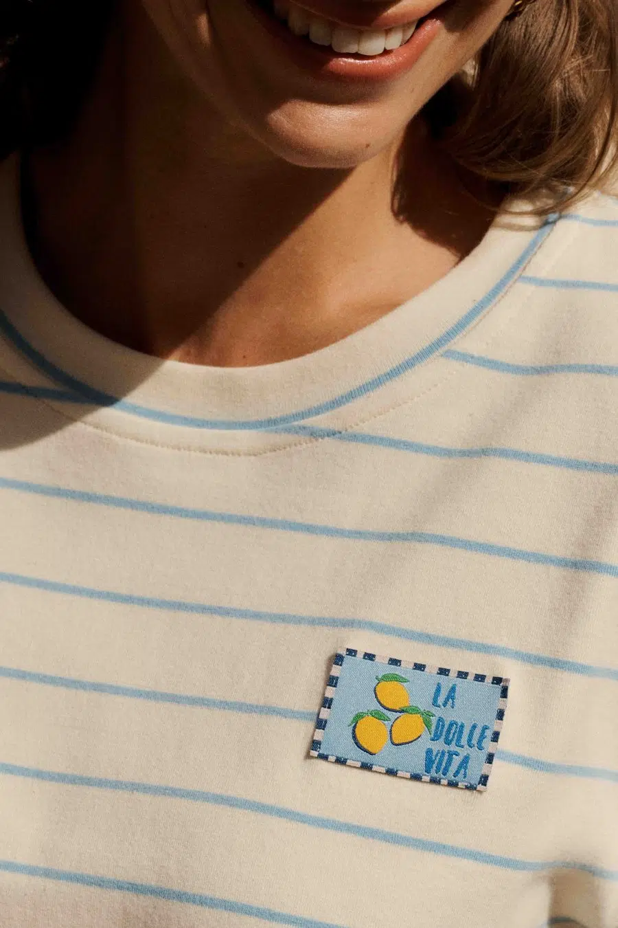 Pull-top manches courtes pour femme en coton - coupe ample et motif rayé - bleu et écru