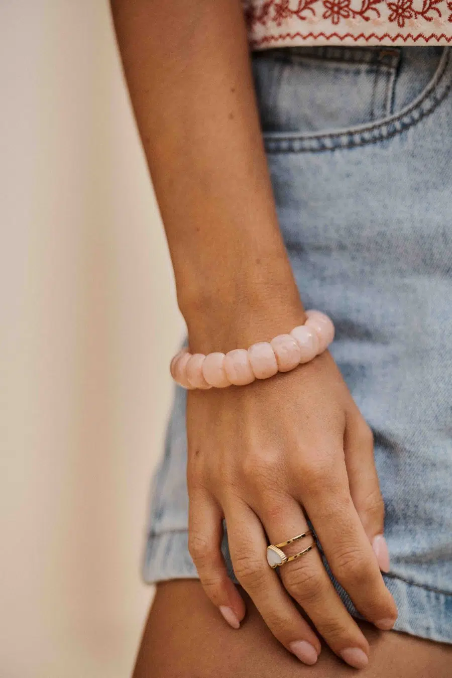 Bracelet femme couleur rose - pierres rectangulaires en résine – élastique