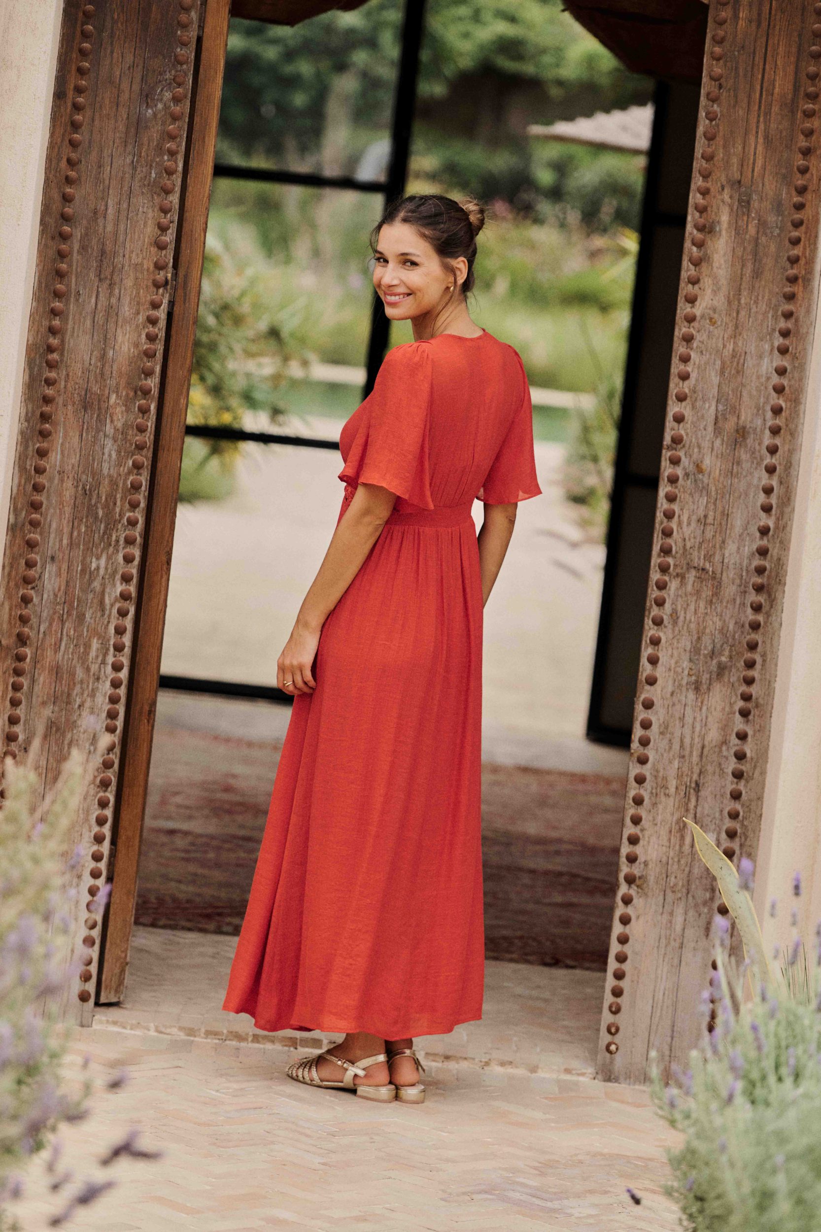 robe-mambo-terracotta-sahoma-00005 Robe femme longue rouge terracotta - col V