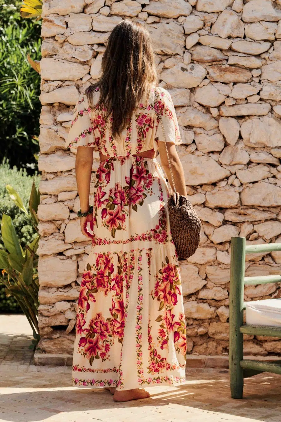 Robe longue - imprimé floral maxi - découpe à la taille – décolleté croisé et manches courtes