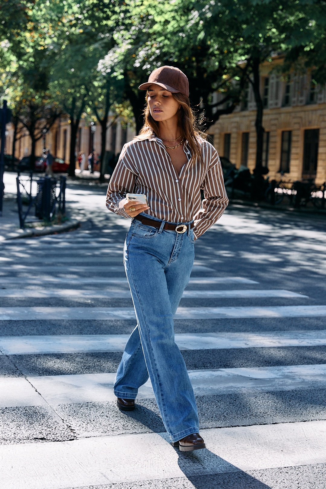 chemise-odelie-marron-sahoma-00003 Chemise rayée femme tom Boy marron et blanche, manches longues et col revers | Sahoma