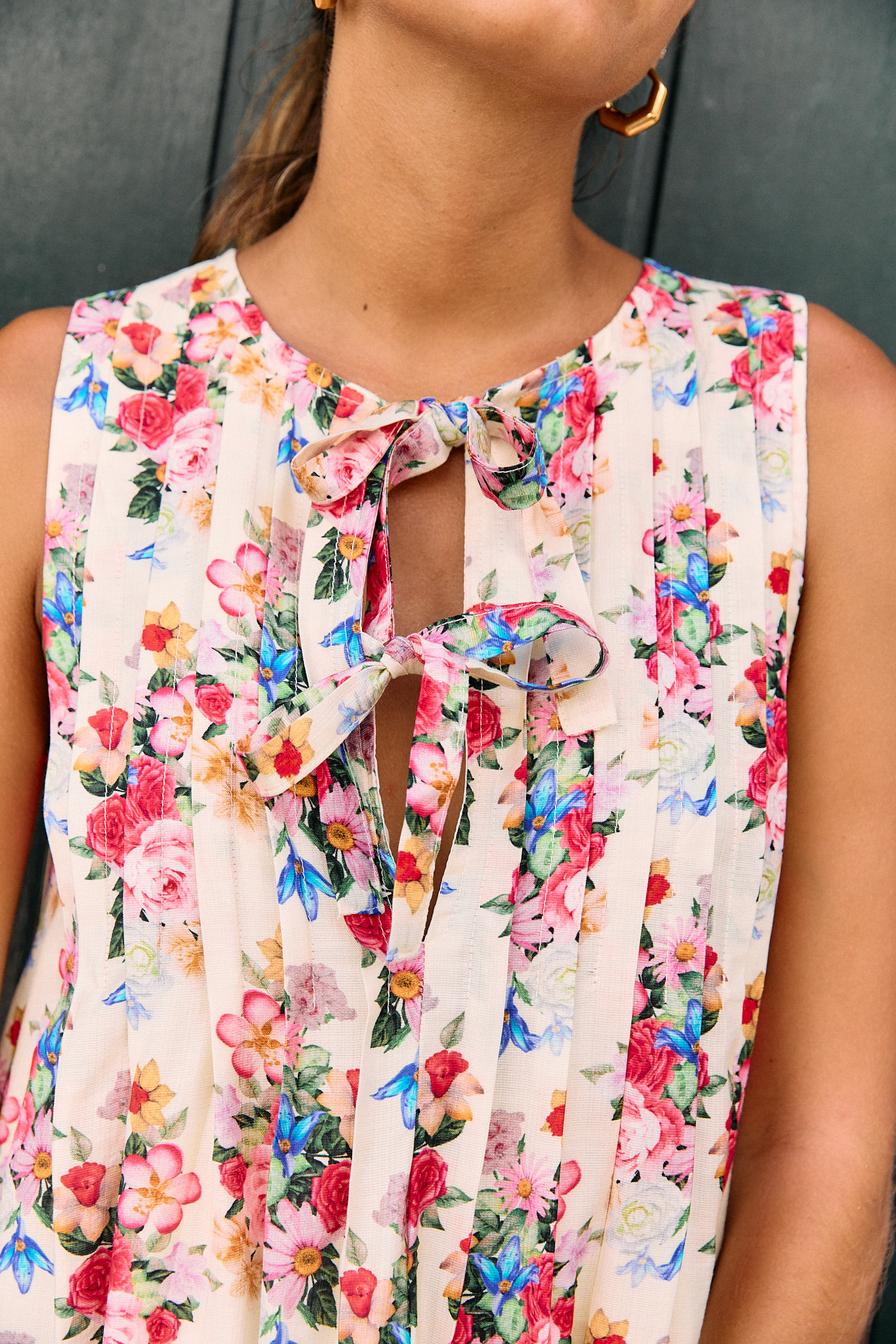 robe-cleodia-courte-sahoma-00005 Robe courte - coupe fluide - imprimé fleuri multicolore