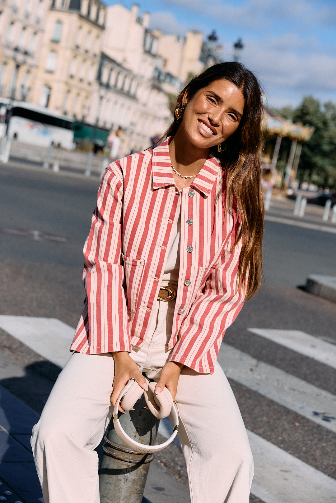 Veste femme en jean courte - motif rose framboise et écru - Coupe droite - Sahoma
