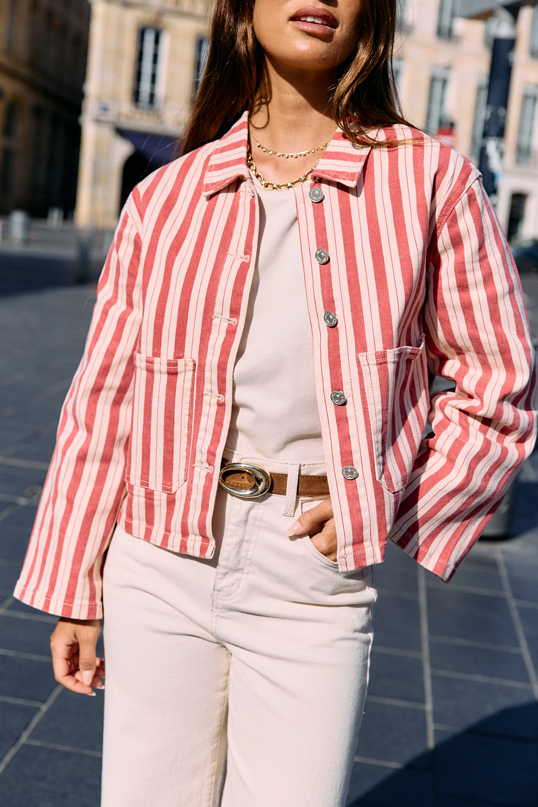 veste-gaelle-rose-sahoma-3 Veste femme en jean courte - motif rose framboise et écru - Coupe droite - Sahoma