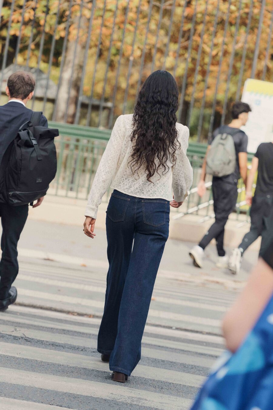 Jean femme taille haute bleu vintage - surpiqûres – Coupe flare | Sahoma
