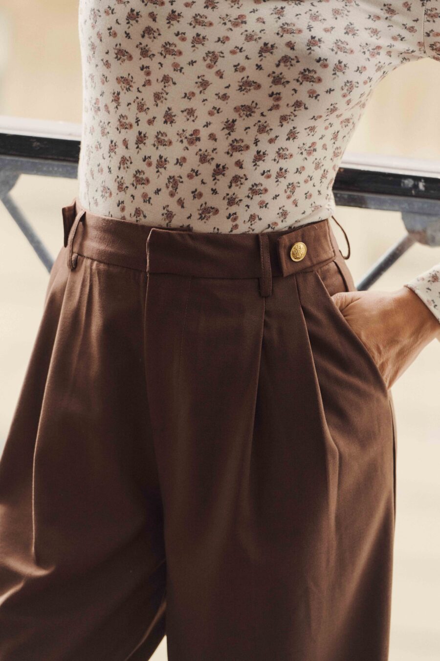 Sahoma | Pantalon Austin fluide pour femme marron | coupe large taille haute – chic et intemporel