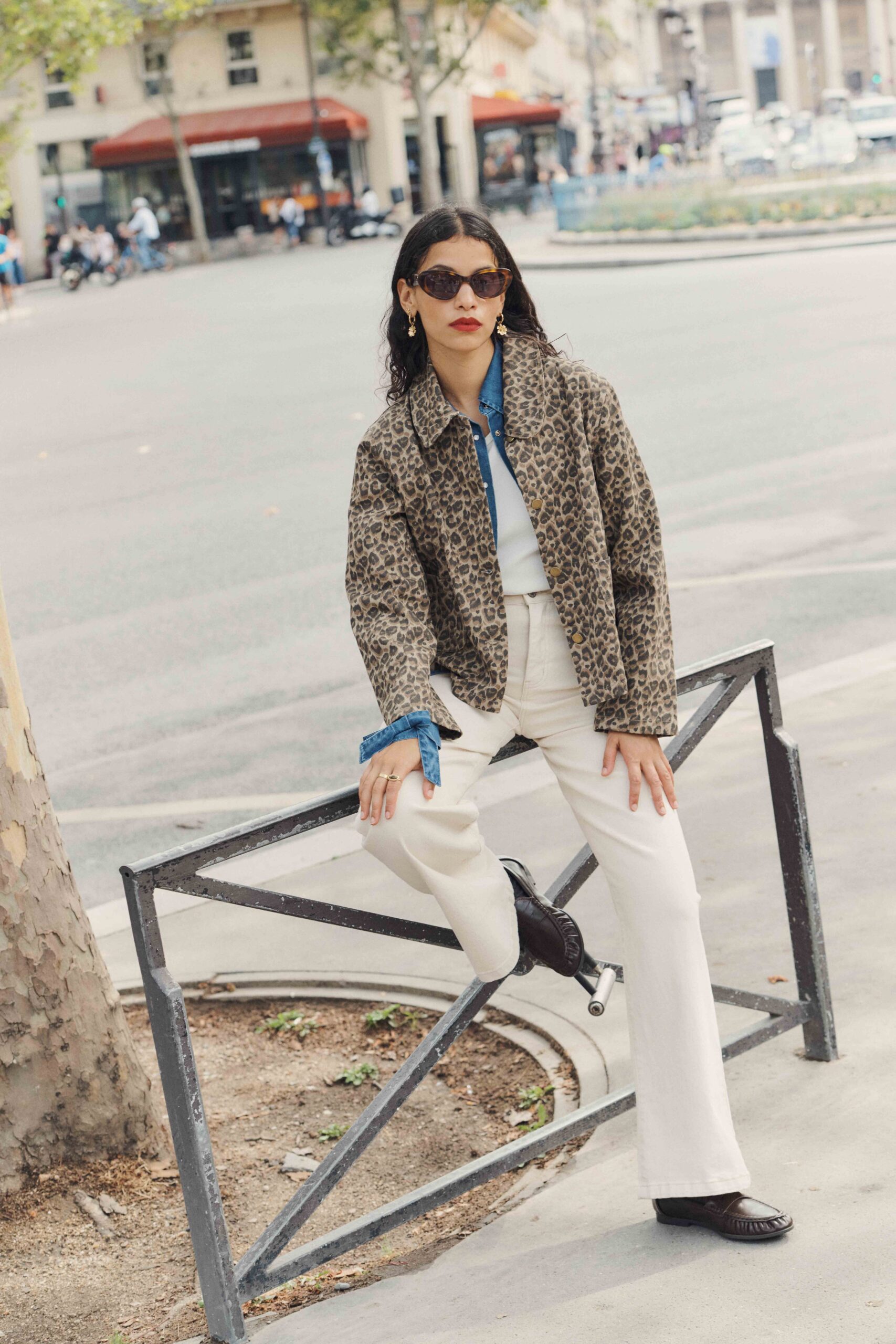 veste-maryse-leopard-sahoma-00003 Veste femme en jean courte imprimé léopard - Coupe droite | Sahoma