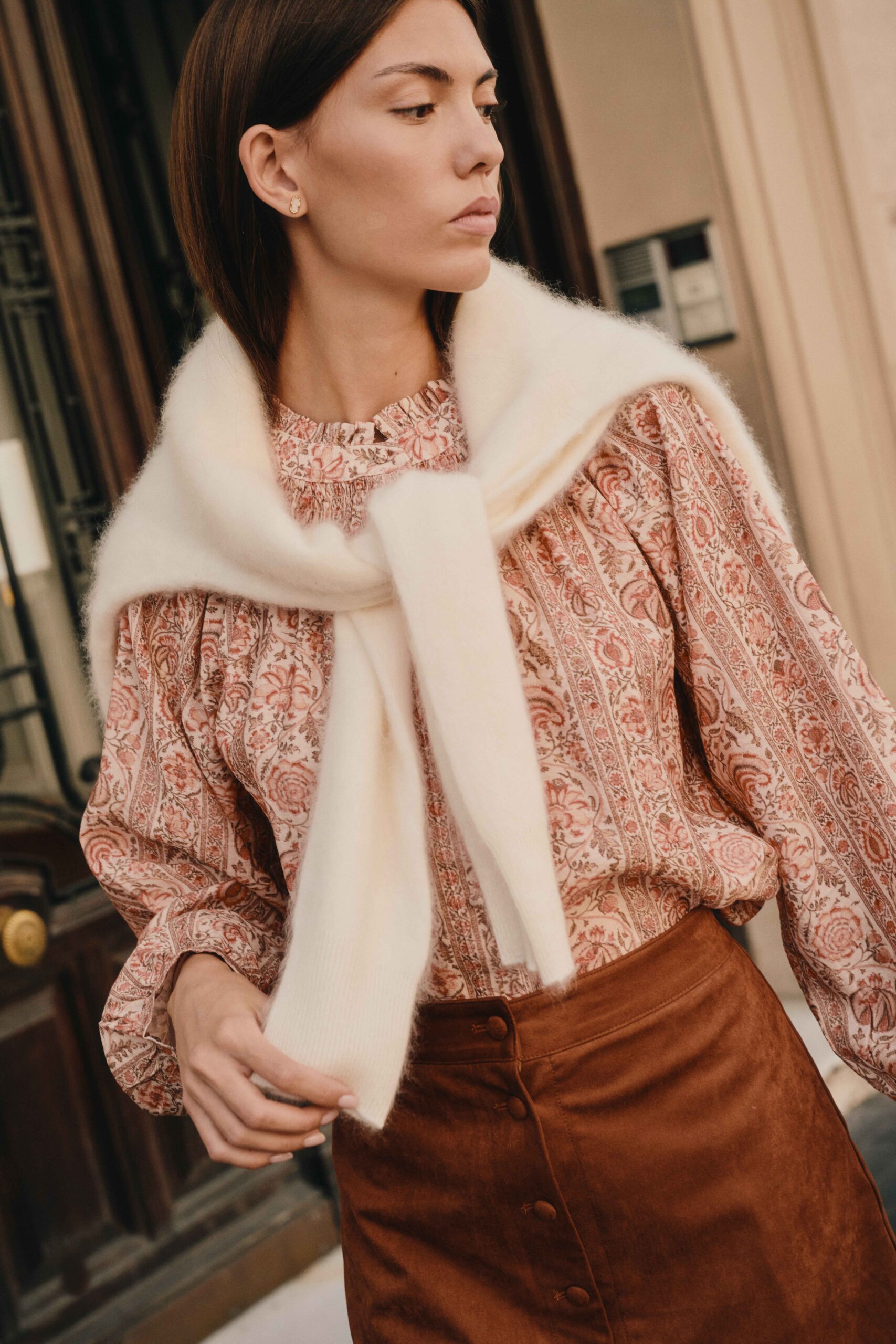 blouse-melisse-rose-sahoma-00004 Blouse femme imprimé fleuri rose | col rond | manches longues | Tendance automnale | Sahoma