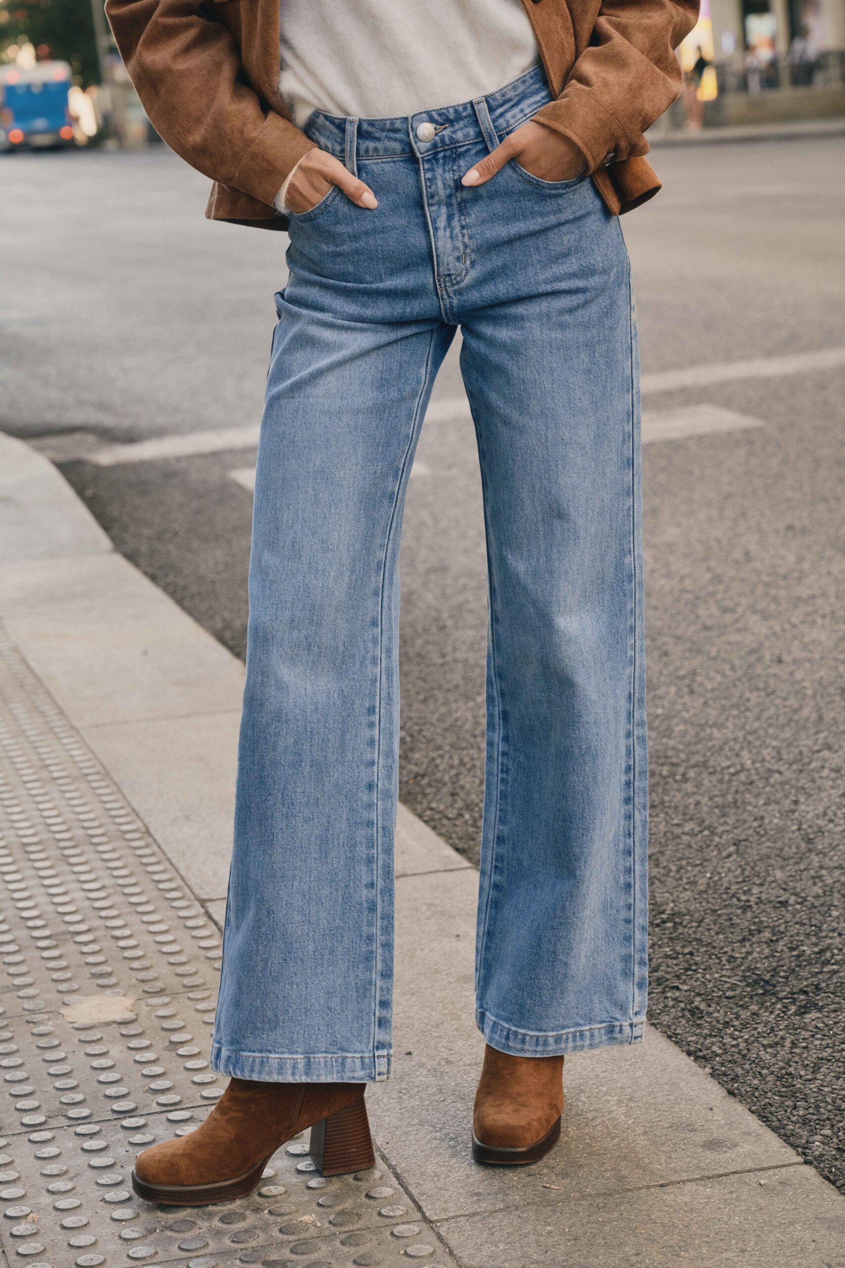 Jean femme évasé taille haute bleu clair vintage | Sahoma