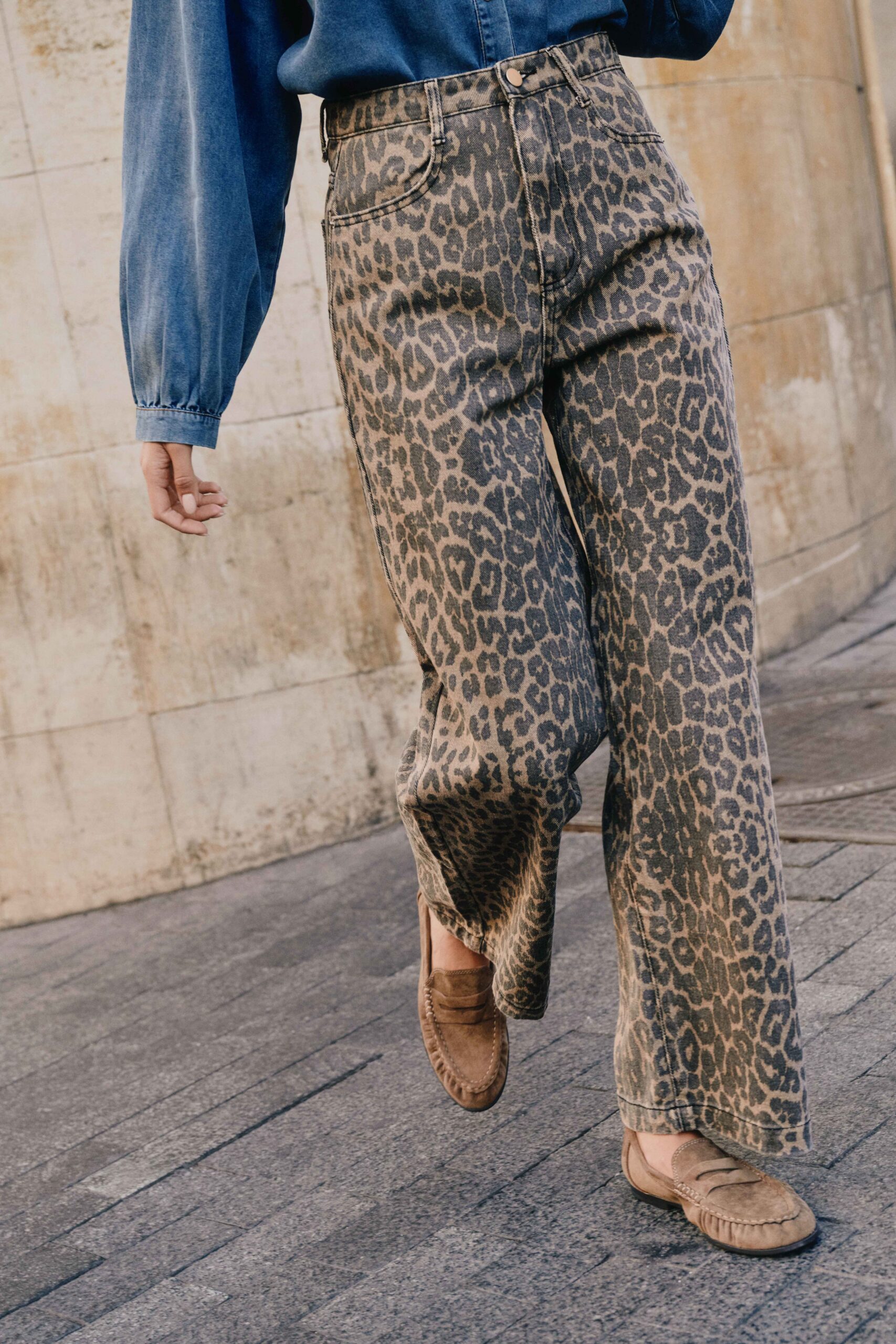 jean-quinn-leopard-sahoma-15 Jean léopard taille haute à jambes larges | Sahoma