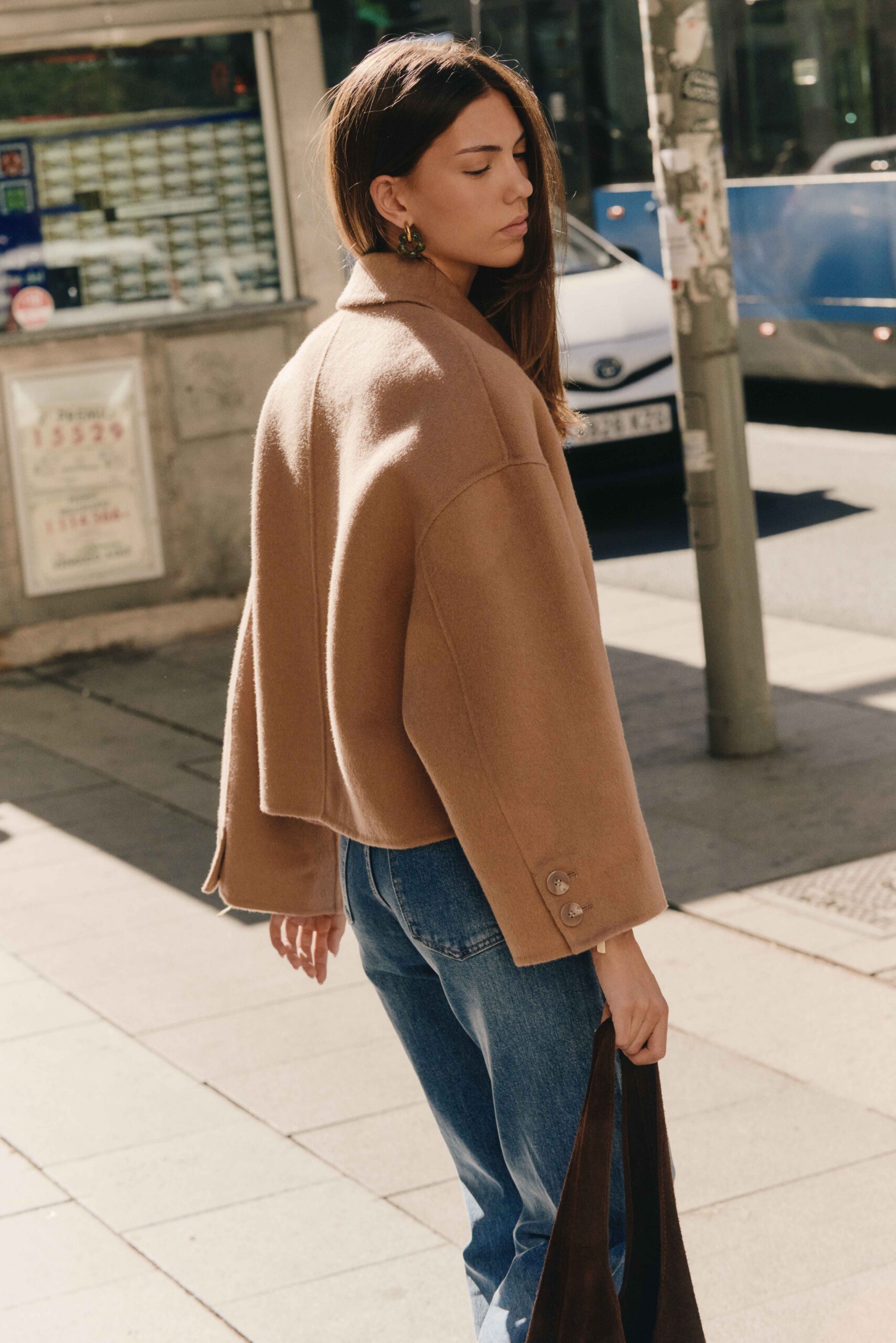 manteau-court-senan-camel-sahoma-20 Veste - manteau de femme court camel | laine et cahemire | élégant - parfait pour la mi-saison | Sahoma