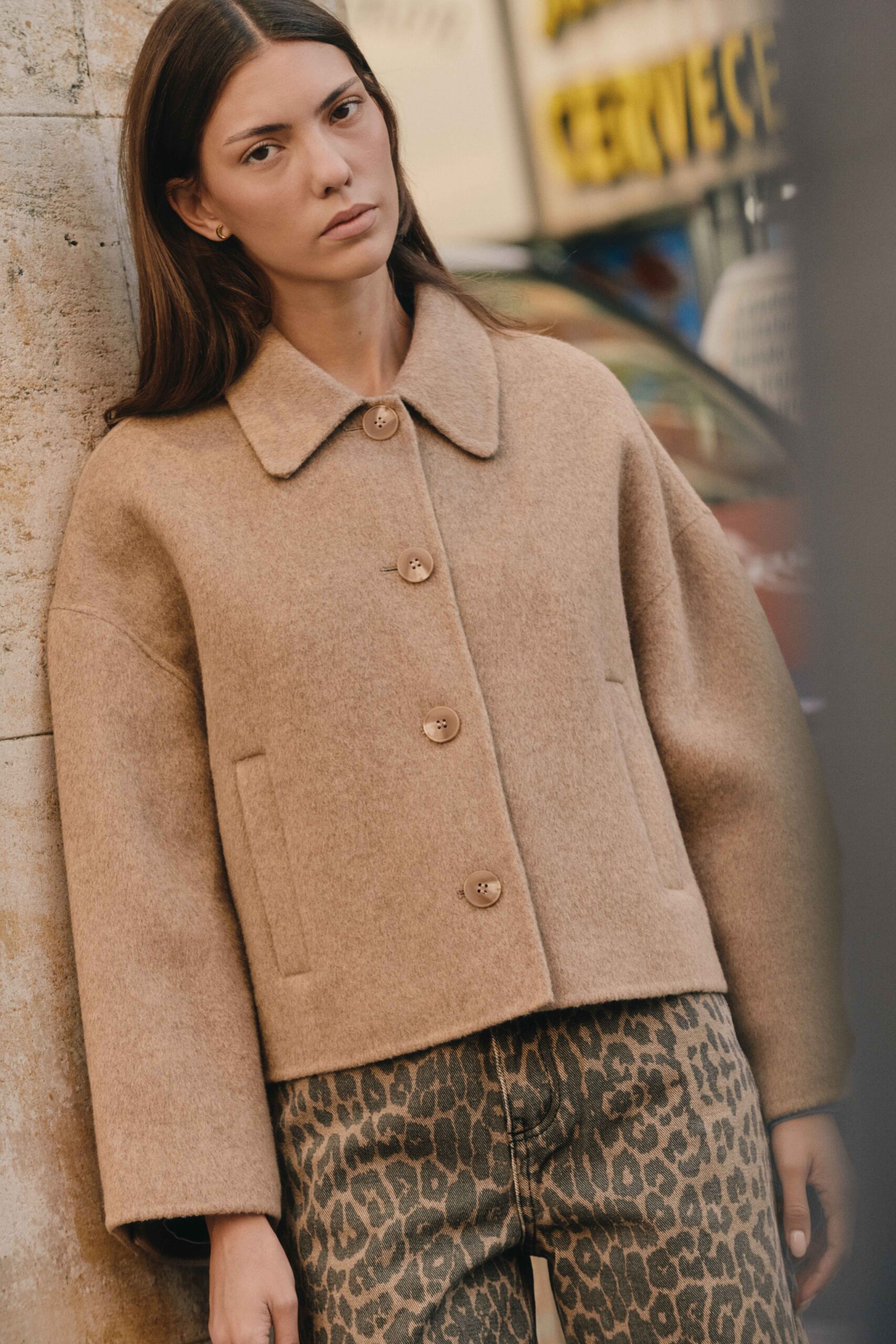 Veste - manteau de femme court taupe | laine et cahemire | élégant - parfait pour la mi-saison | Sahoma