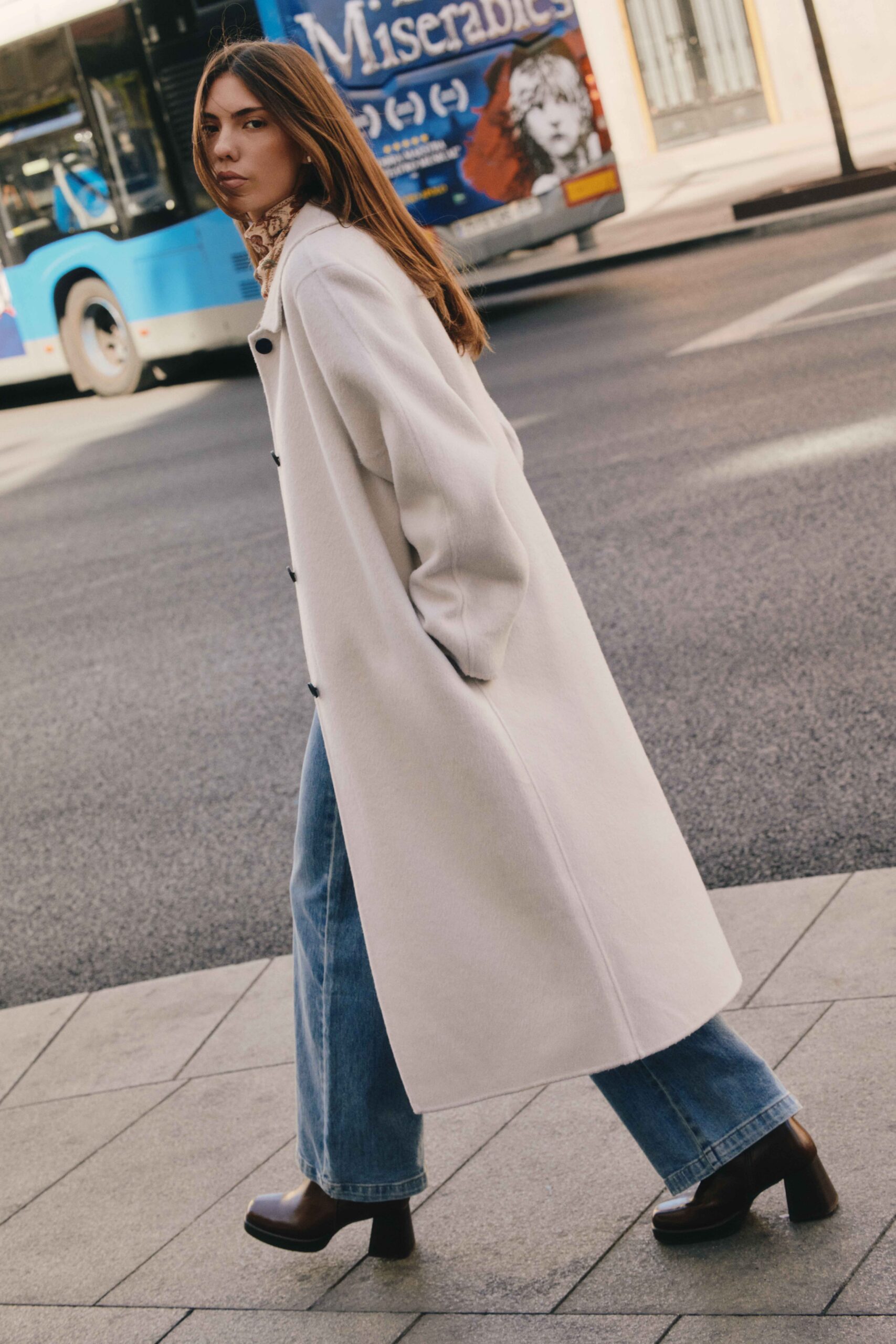 manteau-senan-creme-sahoma-00002 Manteau long de femme beige crème | laine et cahemire | élégant - parfait pour l'automne/hiver | Sahoma