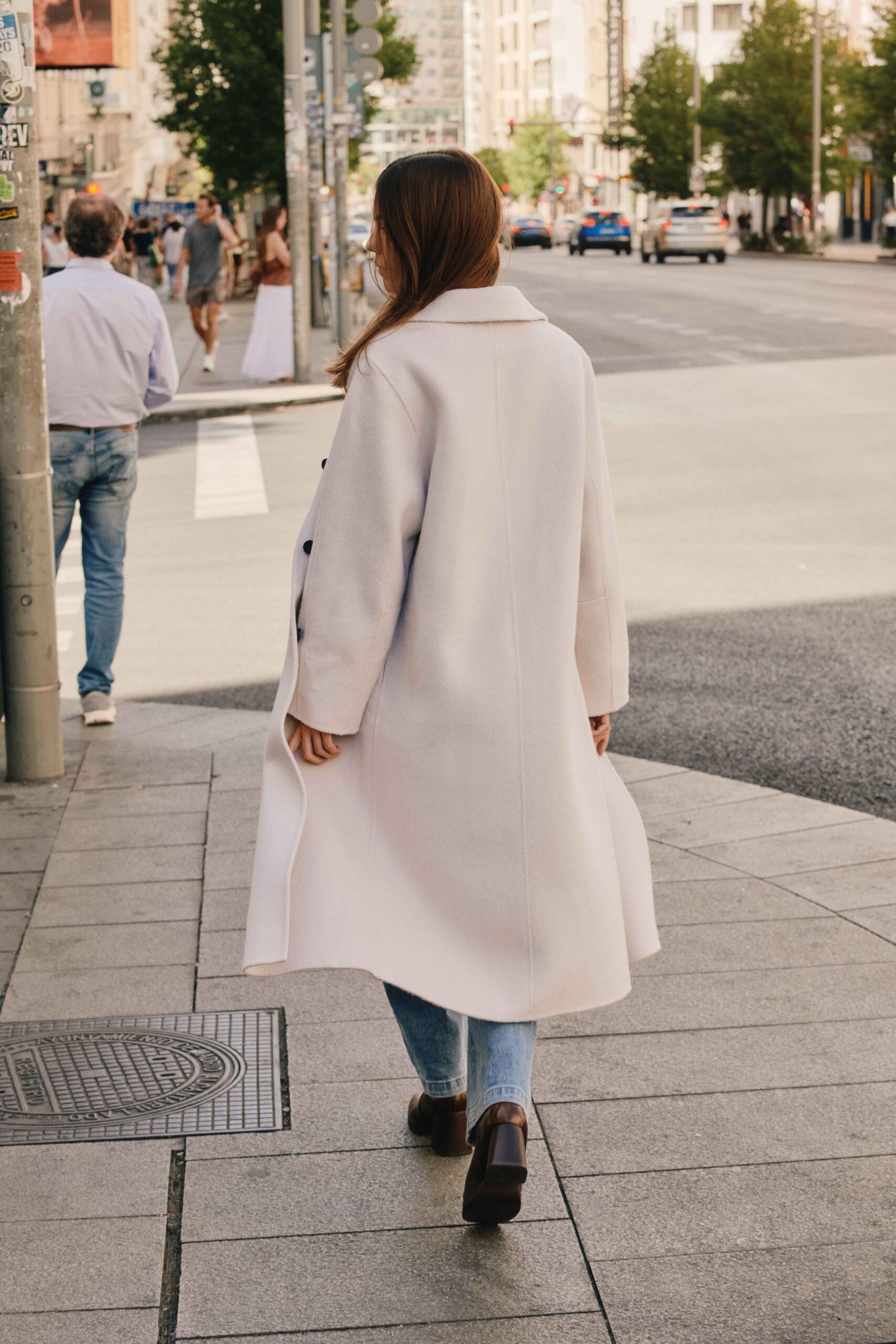 manteau-senan-creme-sahoma-00004 Manteau long de femme beige crème | laine et cahemire | élégant - parfait pour l'automne/hiver | Sahoma