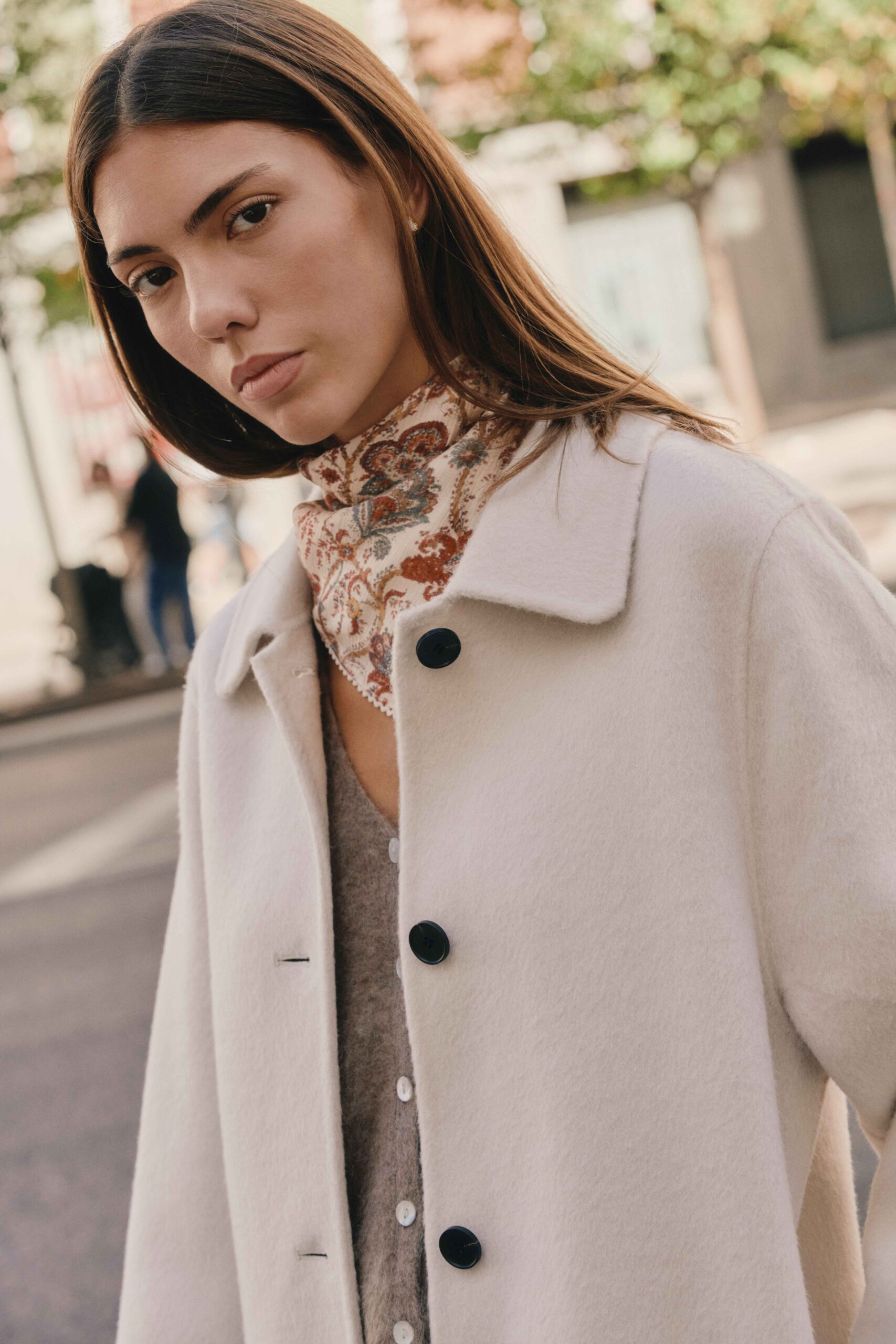 manteau-senan-creme-sahoma-00005 Manteau long de femme beige crème | laine et cahemire | élégant - parfait pour l'automne/hiver | Sahoma